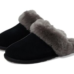 Ugg Skuffette II Water-Resistant Slippers Black Grey Fur 8